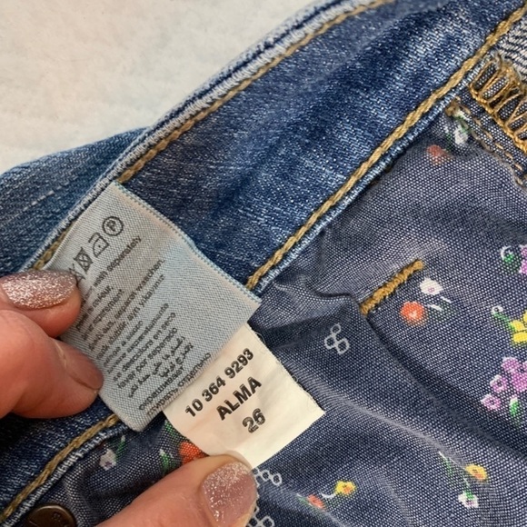 MAVI🌺ALMA Distressed Light Denim Bermuda Shorts Size 26 - Picture 11 of 12